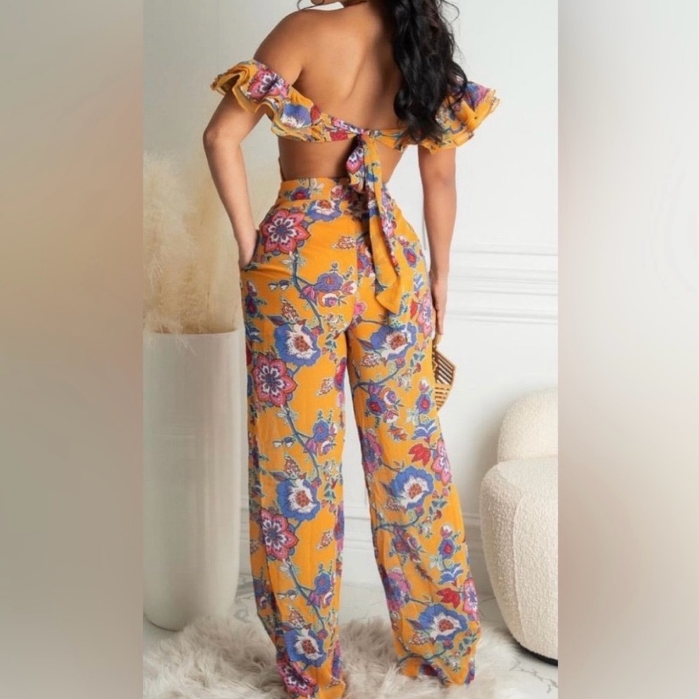 Floral Off-Shoulder Jumpsuit - Picture 2 of 2